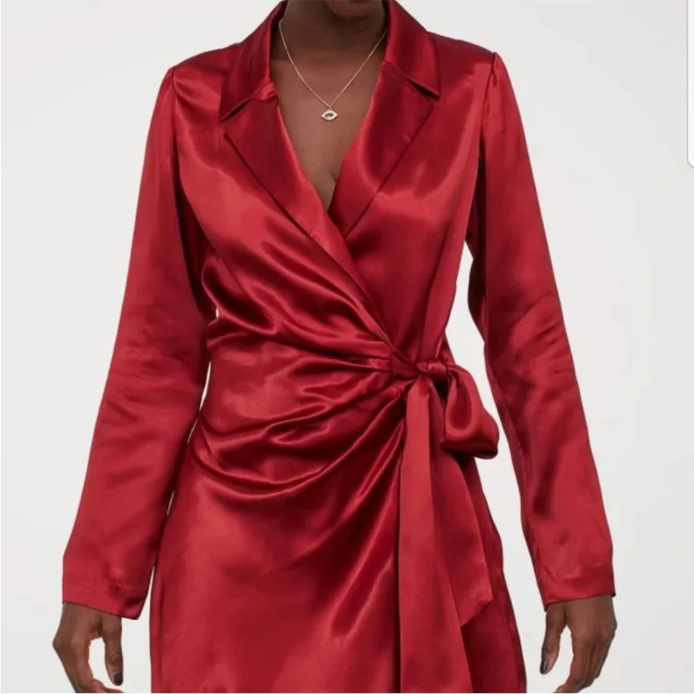 H&M Red Satin Wrap Blazer Dress - Picture 4 of 7